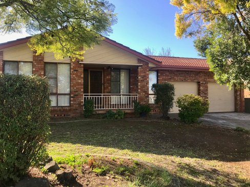 55 Amaroo, HILLVUE NSW 2340