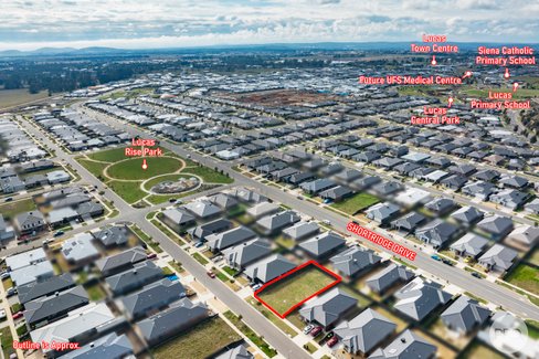 55 Crowther Drive, LUCAS VIC 3350