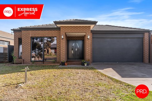 55 Greenfield Drive, EPSOM VIC 3551