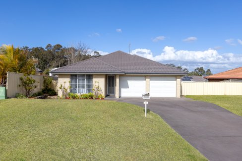 55 Kelly Circle, RUTHERFORD NSW 2320