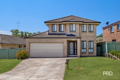 55 Kukundi Drive, GLENMORE PARK