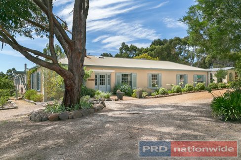 55 Louise Court, HADDON VIC 3351