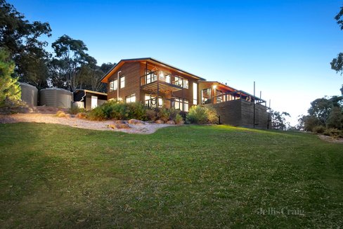 55 One Tree Hill Road Smiths Gully 3760