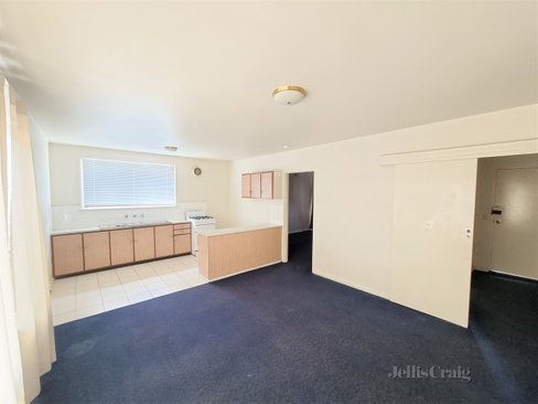 5/53 Woolton Avenue Thornbury 3071