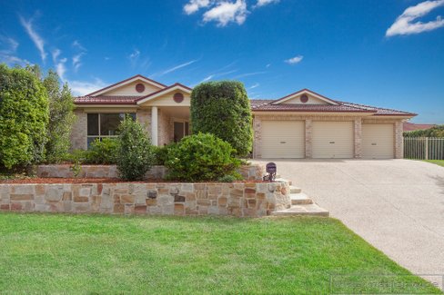 56 Ballydoyle Dr, ASHTONFIELD NSW 2323