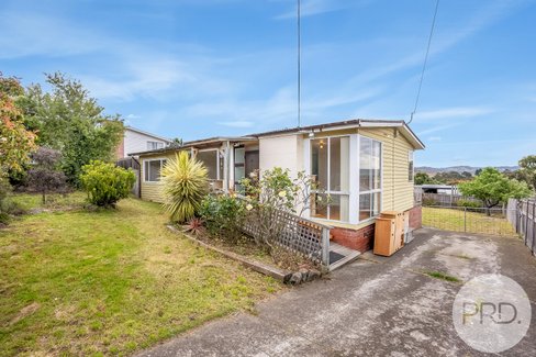 56 Bay Road, MIDWAY POINT TAS 7171