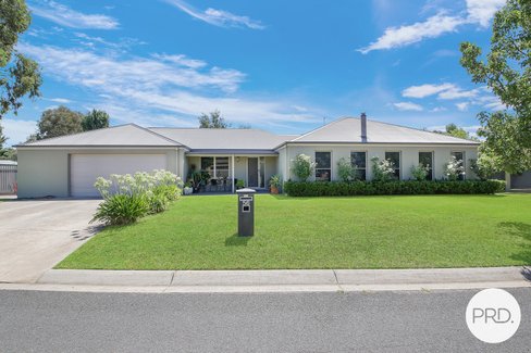 56 Featherstone Avenue, GLENROY NSW 2640