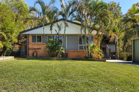 56 KATANDRA Street, BOYNE ISLAND QLD 4680