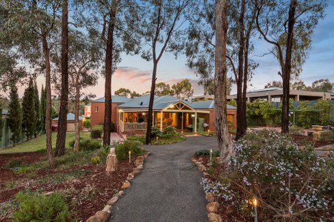 56 Keogh Drive, SPRING GULLY VIC 3550