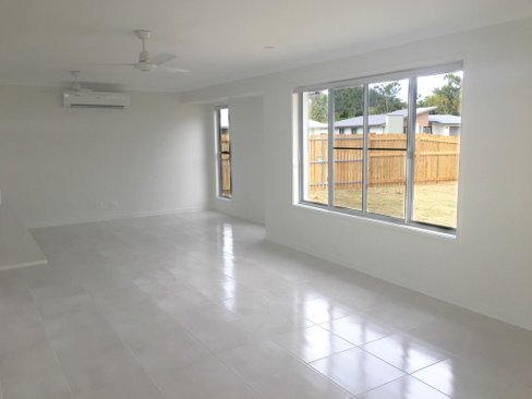 56 Macarthur Drive, CANNONVALE QLD 4802