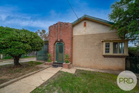 56 Mitchelmore Street, TURVEY PARK NSW 2650
