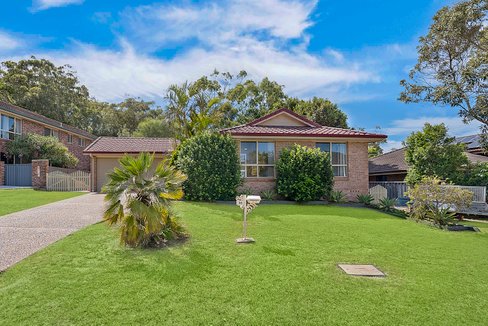 56 Scarborough Way, DUNBOGAN NSW 2443