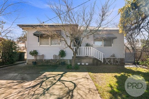 560 Kooringal Road, KOORINGAL NSW 2650