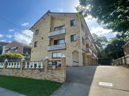 5/64 Hilltop Avenue, CHERMSIDE QLD 4032