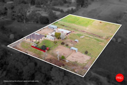 5693 Calder Highway, KANGAROO FLAT VIC 3555