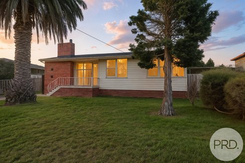 57 Arunta Crescent, CHIGWELL