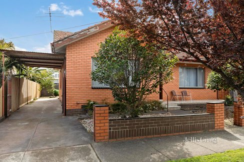 57 Darlington Grove Coburg 3058