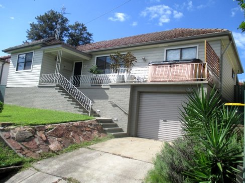 57 Morpeth Road, EAST MAITLAND NSW 2323