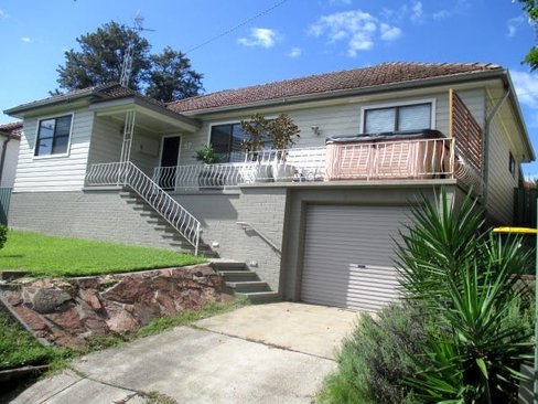 57 Morpeth Road, EAST MAITLAND NSW 2323