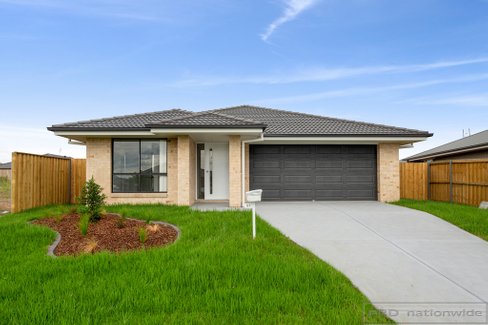 57 Sandpiper Circuit, ABERGLASSLYN NSW 2320