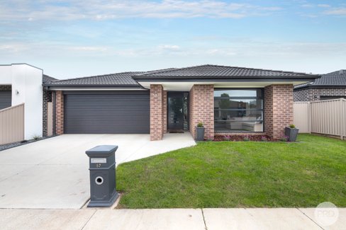 57 Sorrento Drive, ALFREDTON VIC 3350