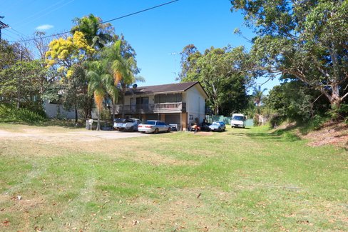 573 Ashmore Road, ASHMORE QLD 4214