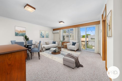 5/8 Ballawinnie Road, LINDISFARNE TAS 7015