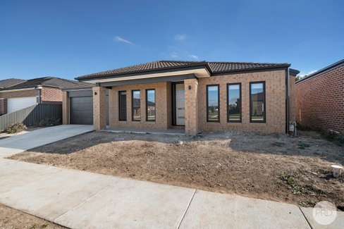58 Mary Drive, ALFREDTON VIC 3350