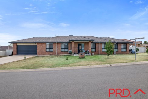 58 Orley Drive, TAMWORTH NSW 2340