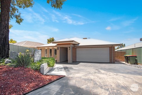 58 Queen Street, KANGAROO FLAT VIC 3555