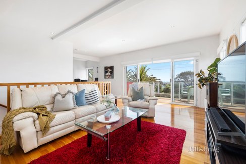 586 Esplanade  Mount Martha 3934