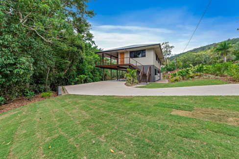 59 Jasinique Drive, FLAMETREE