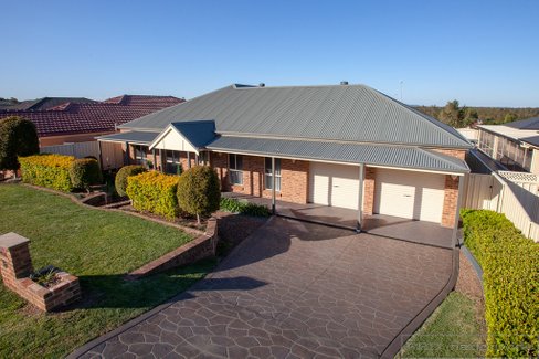 59 Lemonwood Circuit, THORNTON NSW 2322