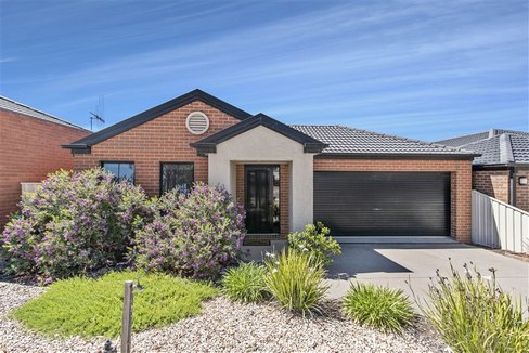 59 Manna Gum Drive, EPSOM VIC 3551