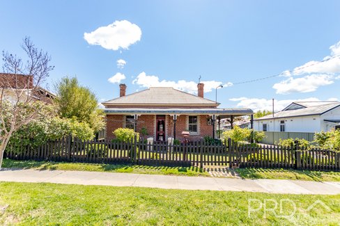 59 Merivale Street, TUMUT