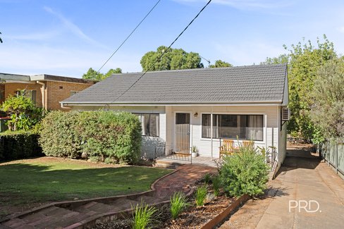 59 Warrawong Street, KOORINGAL NSW 2650