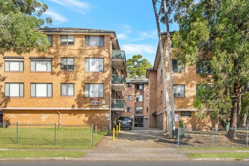 59/132 Moore Street, LIVERPOOL NSW 2170