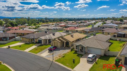 5a Brushbox Grove, TAMWORTH NSW 2340