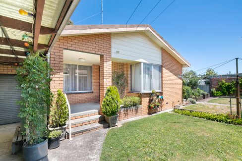 5a Essex Street, BALLARAT CENTRAL VIC 3350