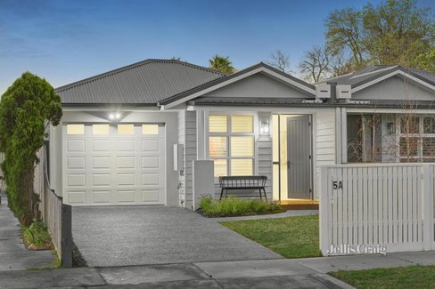 5a Luckins Road Bentleigh 3204