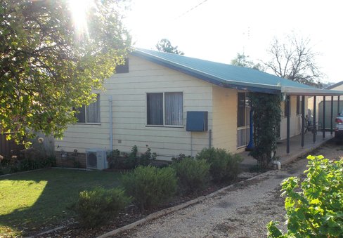 5A Tumut Street, TUMUT NSW 2720