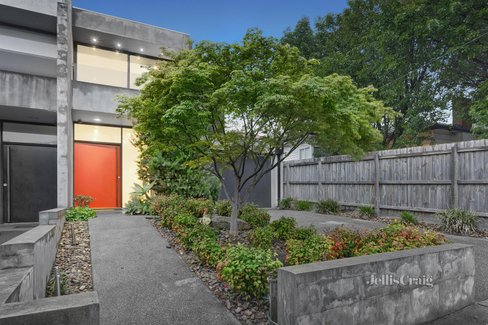 5B Curraweena Road Caulfield South 3162