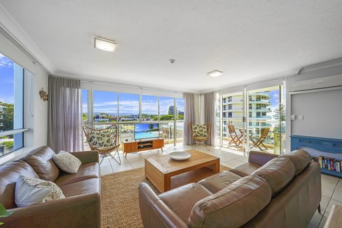 5F/52 Goodwin Terrace, Burleigh Heads QLD 4220
