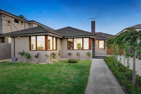 6 Adrian Street Bentleigh East 3165