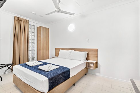 6 Airlie Esplanade, AIRLIE BEACH QLD 4802