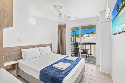 6 Airlie Esplanade, AIRLIE BEACH QLD 4802