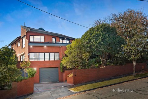 6 Albany Place Bulleen 3105
