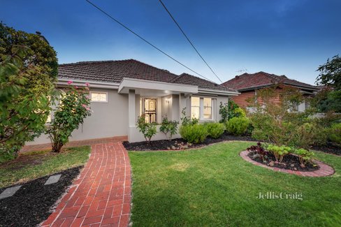 6 Allnutt Street Bentleigh 3204