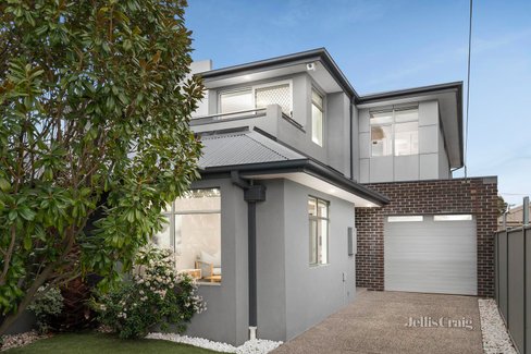 6 Angus Avenue Altona North 3025