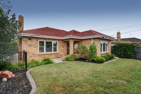 6 Beddoe Avenue Bentleigh East 3165